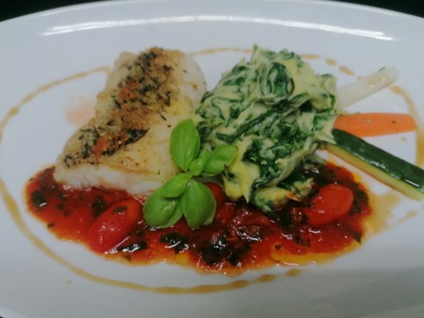 Kabeljau mit Kräuterkruste und Kartoffel-Spinat - 