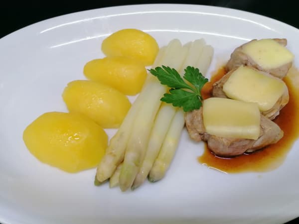 Schweinefilet mit Spargel - 